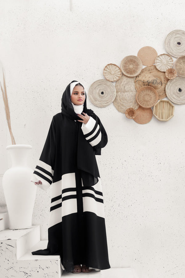 Monochrome Abaya